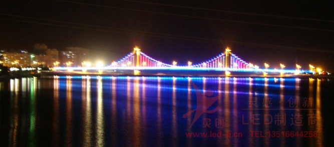 长桥亮化效果